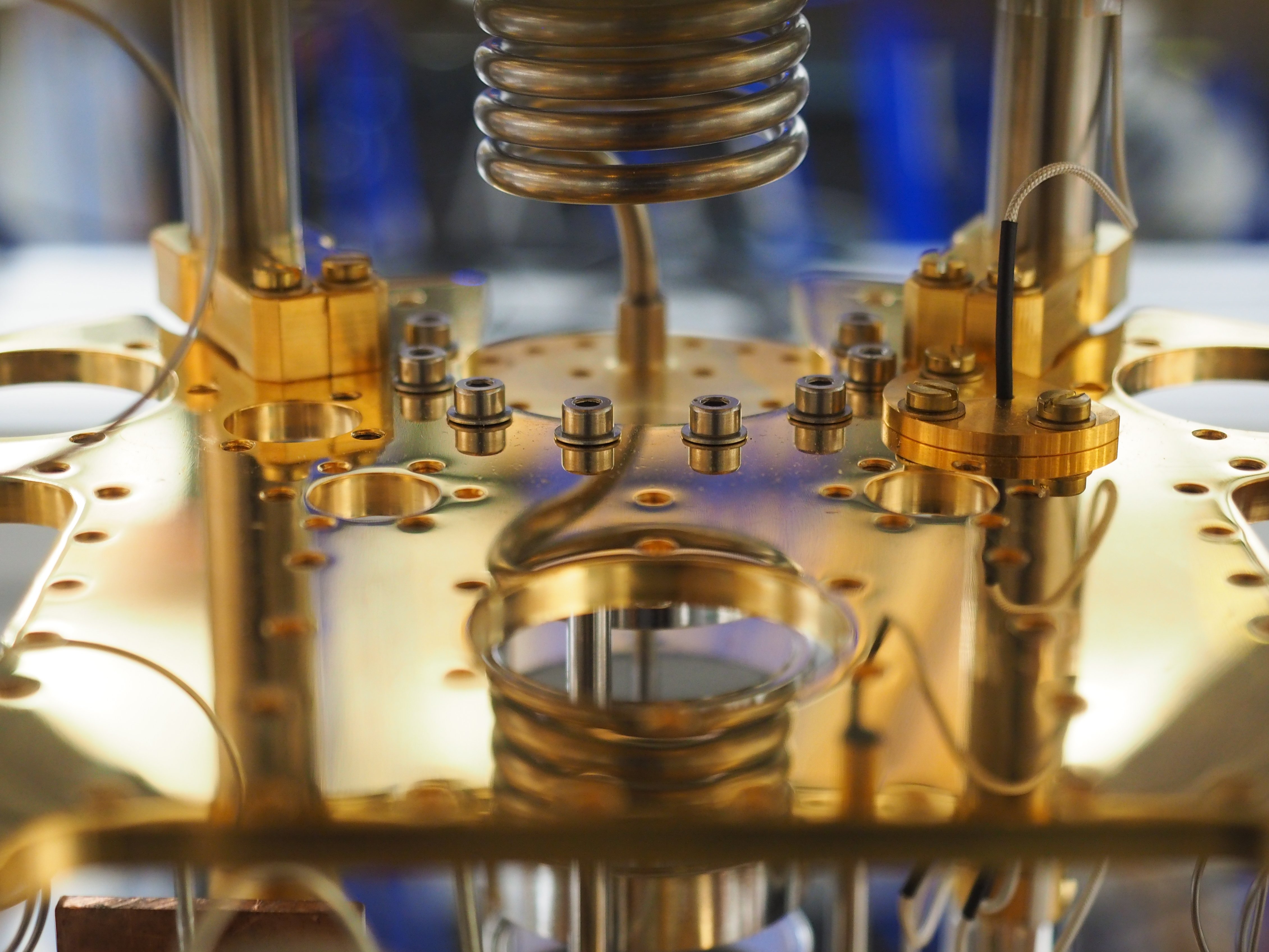 Quantum Computer Systems Design Course